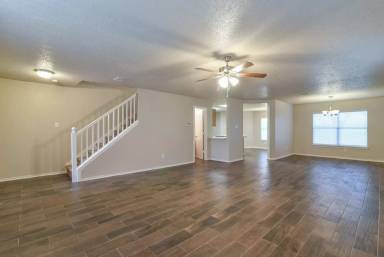 Main picture of 2106 Delaford Dr
