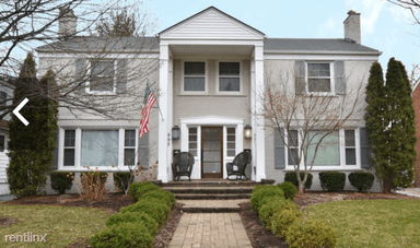 Main picture of 995 Henrietta St