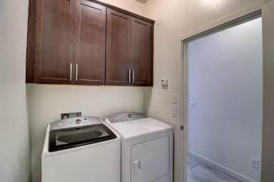 Main picture of 2319 W Duane Ln