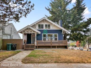 Main picture of 301 NW 62nd St