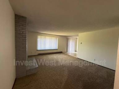Main picture of 3408 E 18th St