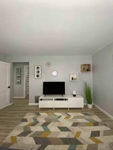Main picture of E 2nd St