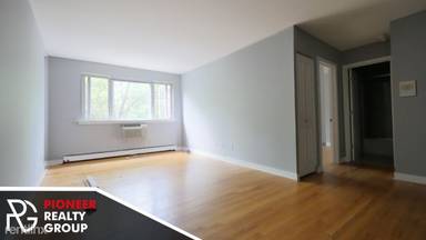 Main picture of 625 W Wrightwood Ave Apartments