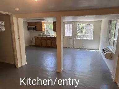 Main picture of 155 Circle Dr