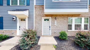 Main picture of 2903 Matthews Indian Trail Rd