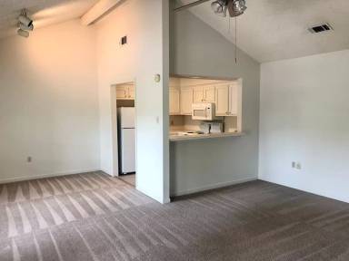 Main picture of 5101 5111 Nicholson Dr