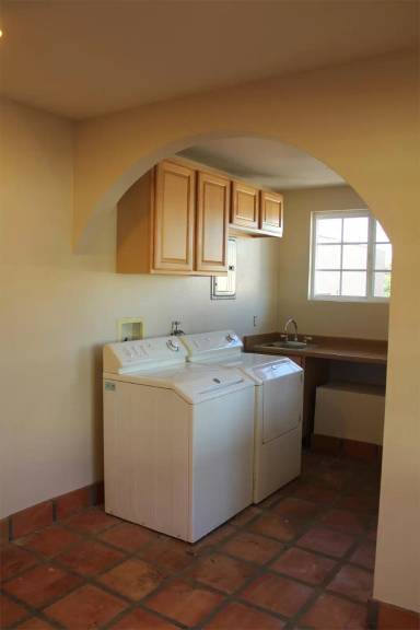 Main picture of 1222 Central Ave