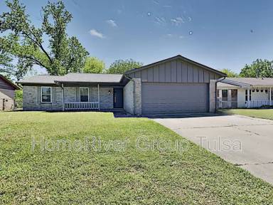 Main picture of 12442 E 34th St