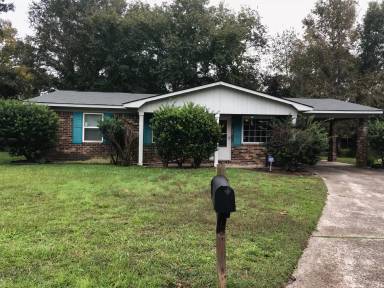 Main picture of 3044 Johnny Ct