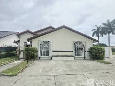 Main picture of 14203 SW 54th St