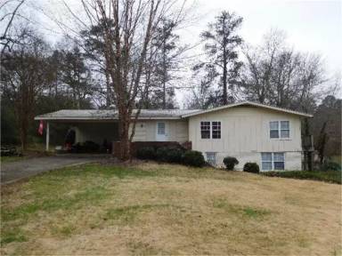 Main picture of 140 Don Rich Dr