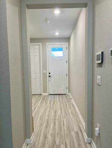 Main picture of 75920 Saffron Ln