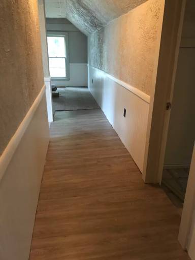 Main picture of 33 Elm St