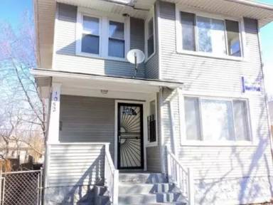 Main picture of 1052 W 104th Pl