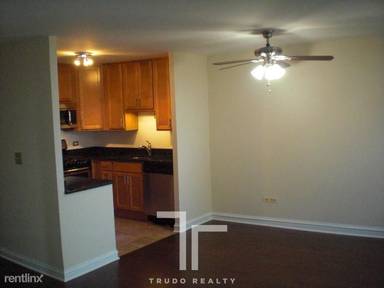 Main picture of 3639 N Pine Grove Ave Apartments