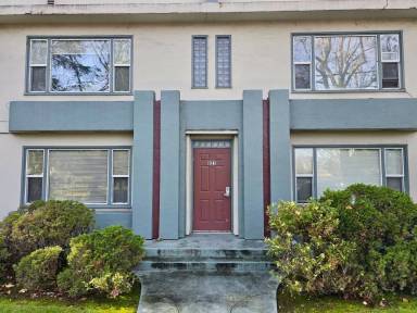 Main picture of 823 Washington St