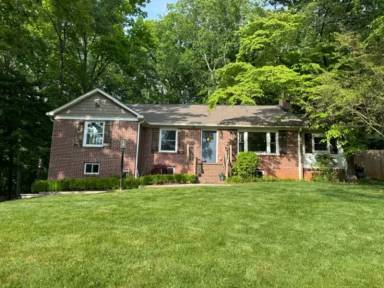 Main picture of 30 Prince Ave