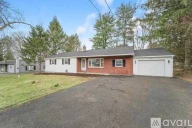 Main picture of 13 Brookside Ave W