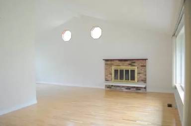 Main picture of 16910 70th Ave NE