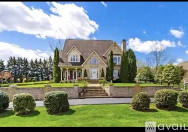 Main picture of 855 Deercroft Dr