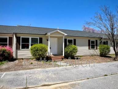 Main picture of 1754 Meadowbrook Ter