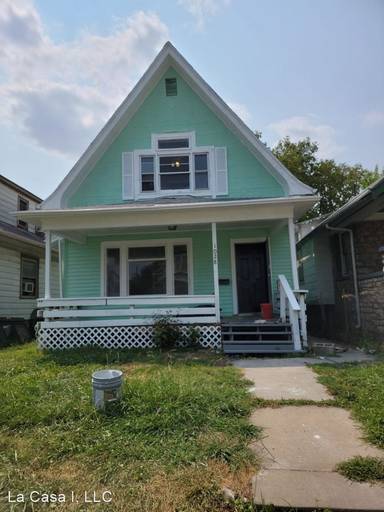 Main picture of 1028 Bennington Ave