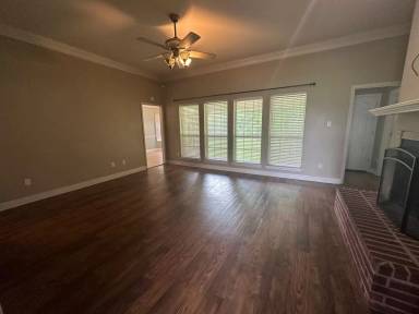 Main picture of 4896 Fairway Vw