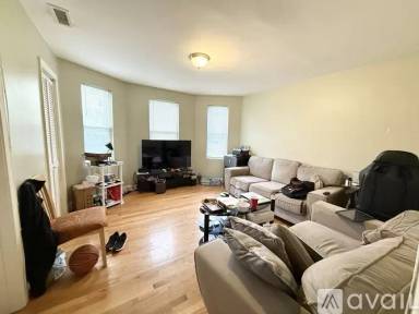 Main picture of 3799 Washington St