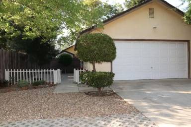 Main picture of 844B Shearer St