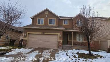 Main picture of 2358 E Summit Way