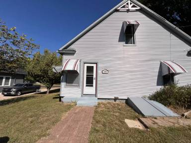 Main picture of 318 W Gay St
