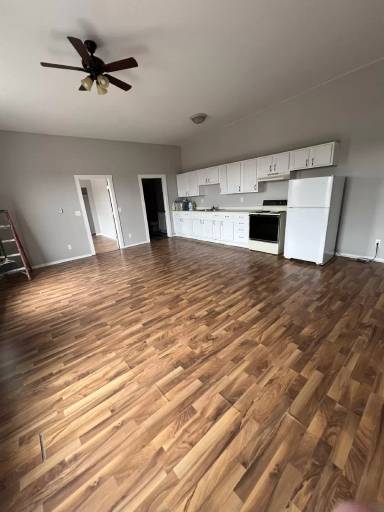 Main picture of 200 N Washington St