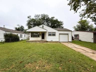 Main picture of 3157 S Elizabeth Ave