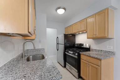 Main picture of The 6007 Kenmore