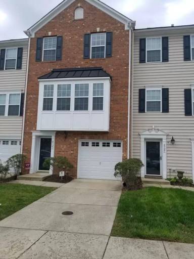 Main picture of 4723 Revolutionary Way