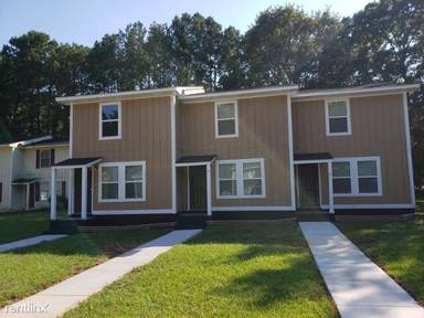 Main picture of 4 Highwood Ct