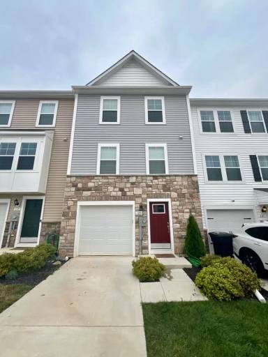 Main picture of 123 Tate Manor Dr