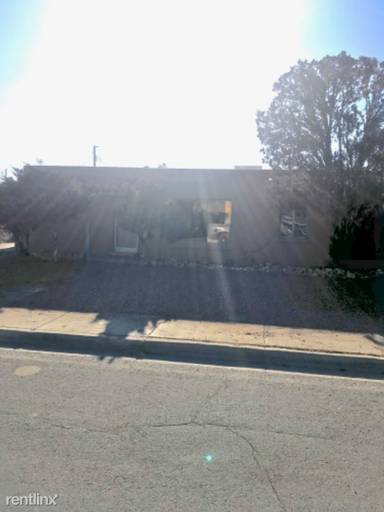 Main picture of 1025 Mechem Ave
