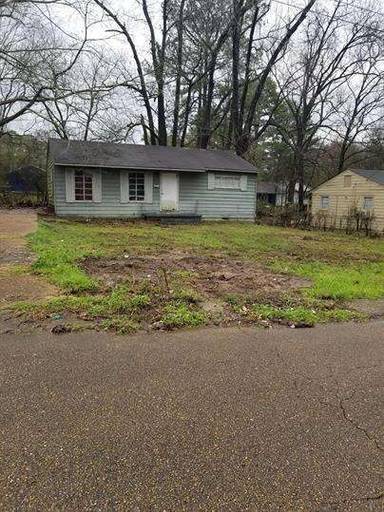 Main picture of 708 Westmont Dr