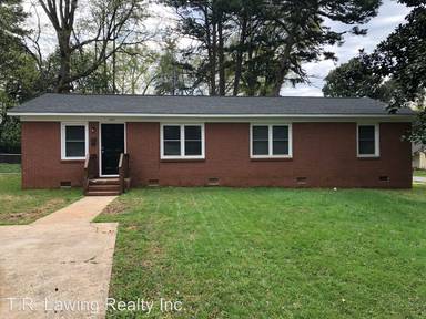 Main picture of 600 Ligustrum St