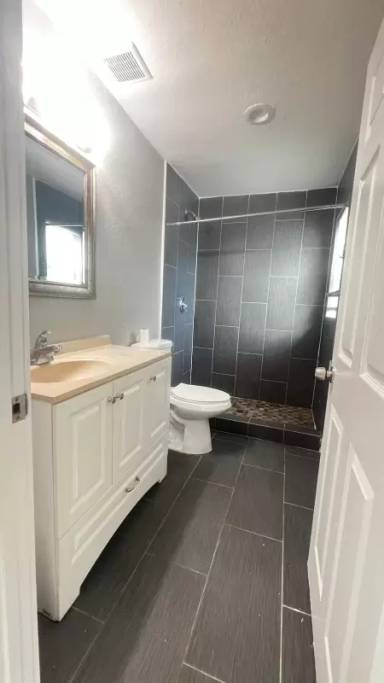 Main picture of 618 30th Ave S