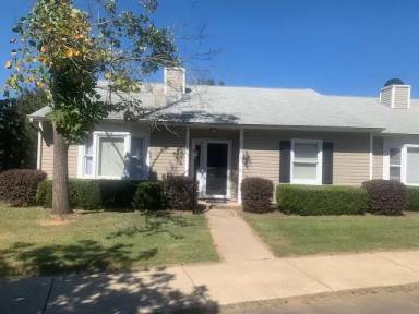 Main picture of 10232 Rose Meadow Ln