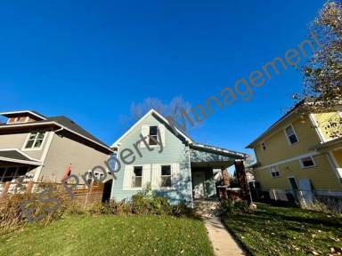 Main picture of 809 N Temple Ave