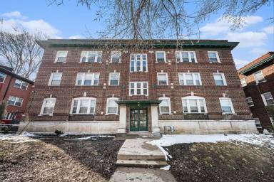 Main picture of 3706 Wyoming St