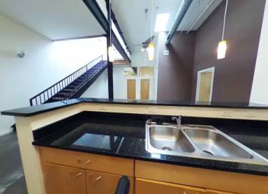 Main picture of T & E Apartments
