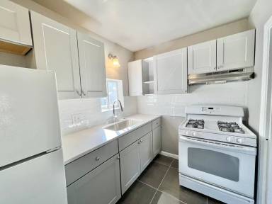 Main picture of 2 S Knox Ct