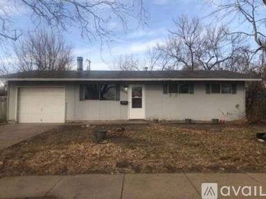Main picture of 1208 Yale Ave