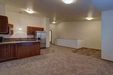 Main picture of 4565 W Overby St