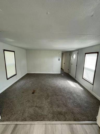 Main picture of 930 Sunset Dr