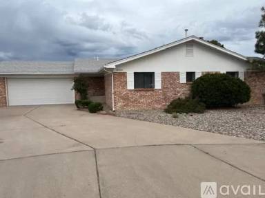 Main picture of 10008 Bellevue Ct NW
